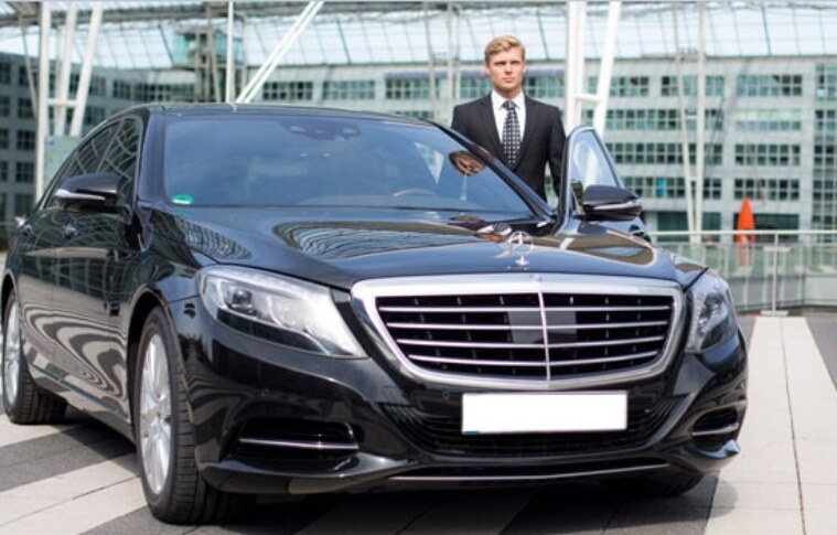 Taxi from Manchester Airport to Rawtenstall | Fixed Prices