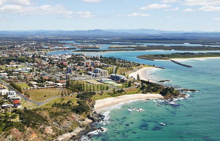 Top Coastal Tourist Destinations in Australia for Beach Lovers