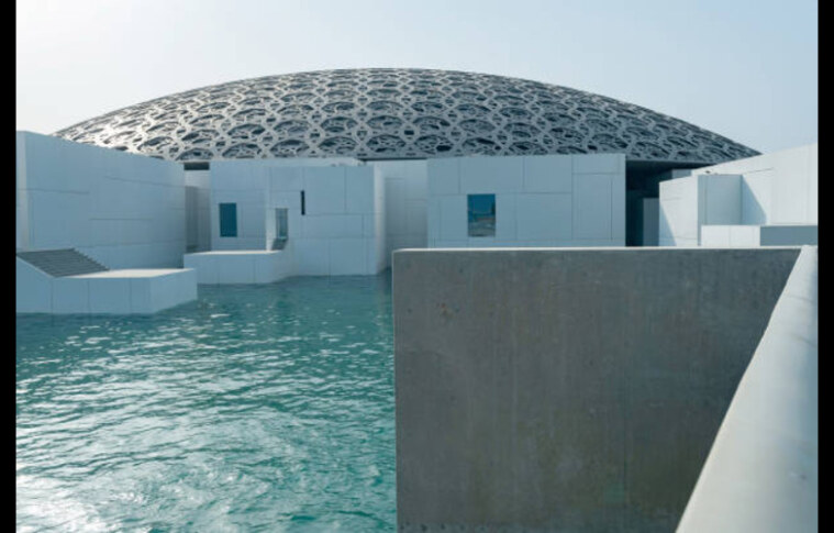 Photography Guide to Louvre Abu Dhabi: Capturing the Iconic Architecture and Art