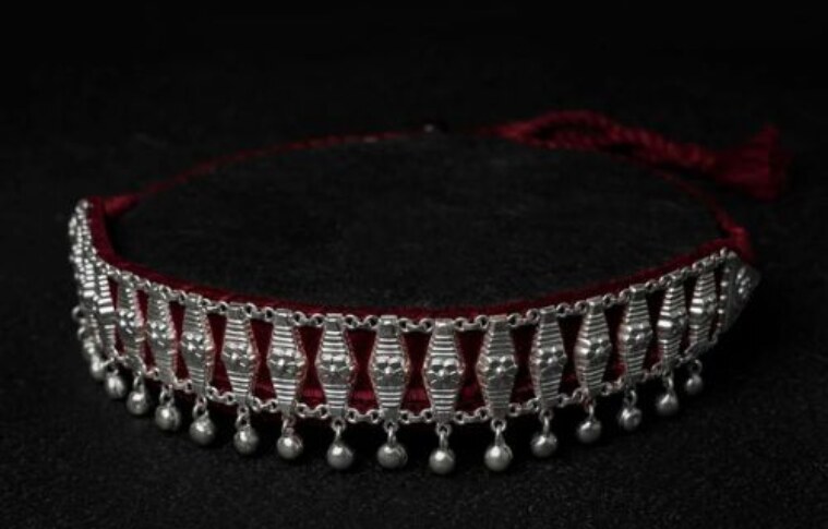 Shine With Grace: Why a Silver Necklace Is the Perfect Jewelry Staple