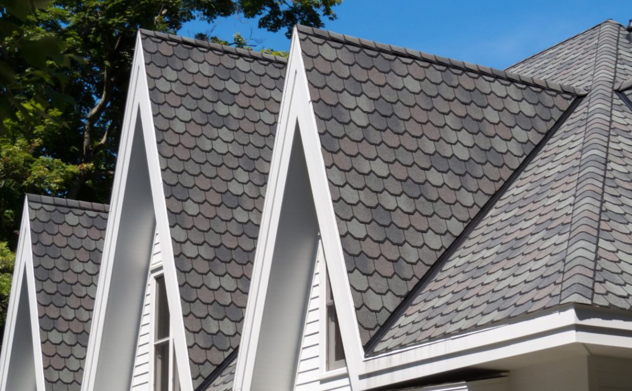 Expert Advice: Picking the Best Roof Color for Your Lakeland Property