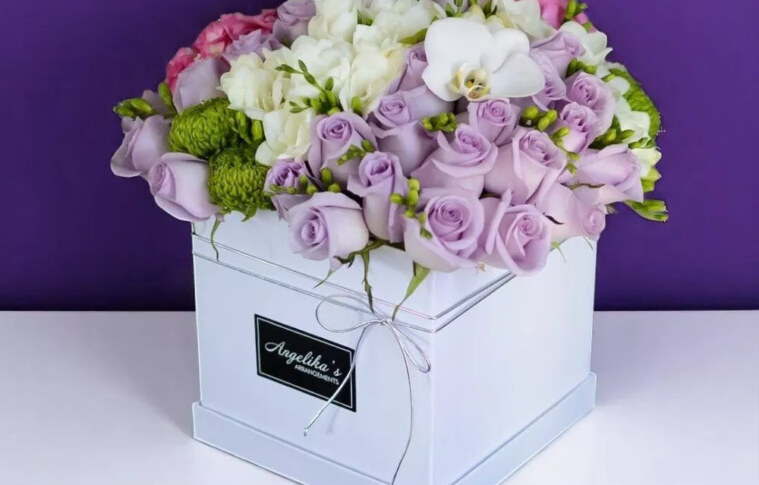 How Do Custom Flower Boxes Enhance Flower Freshness?