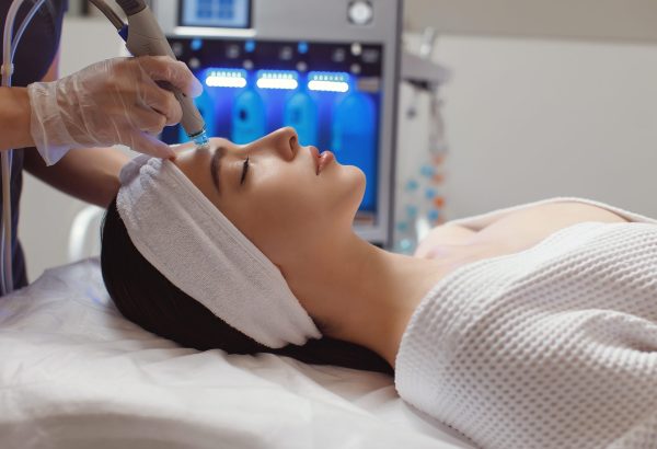 At-Home Skincare vs. Hydrafacial: Can DIY Treatments Compete?
