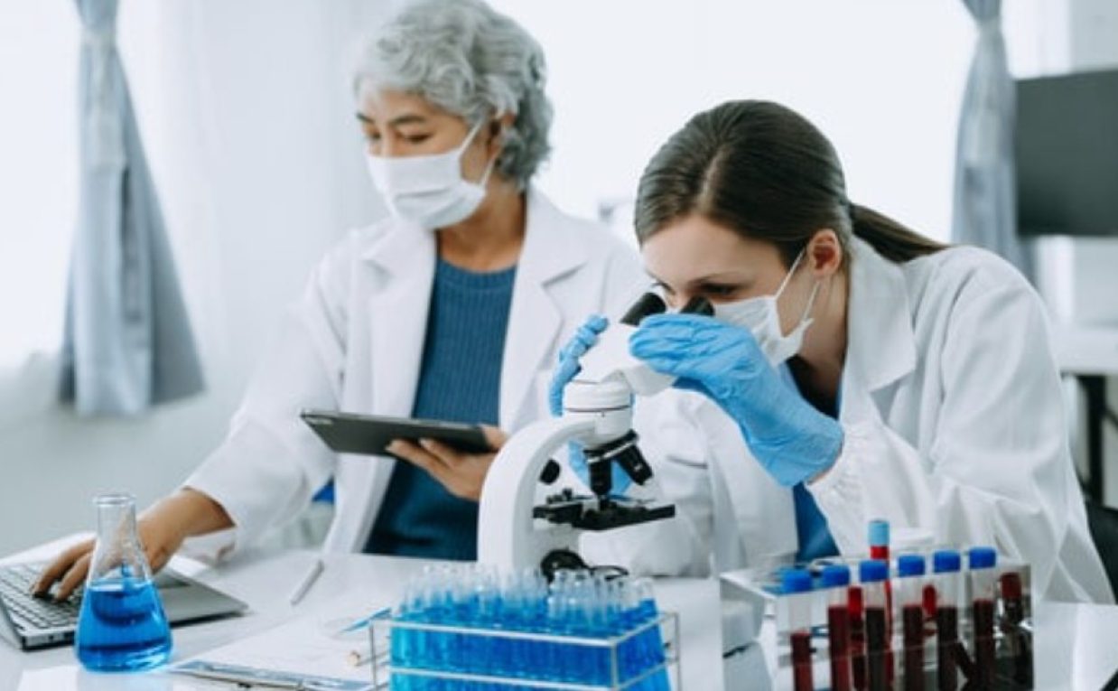 Why are "Optical Genome Mapping" (OGM) systems replacing traditional karyotyping?