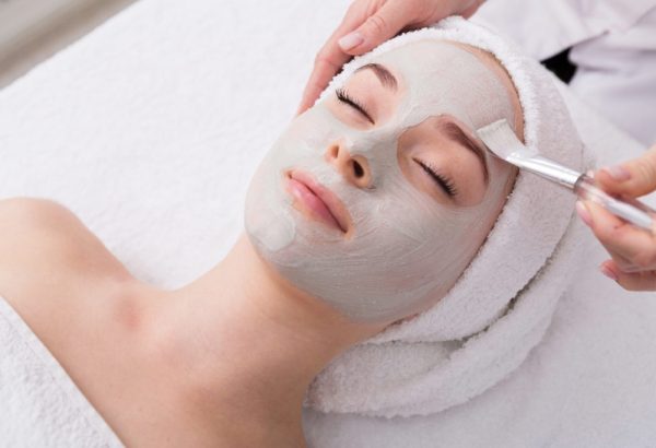 Does a Deep Cleansing Facial Effectively Remove Blackheads?