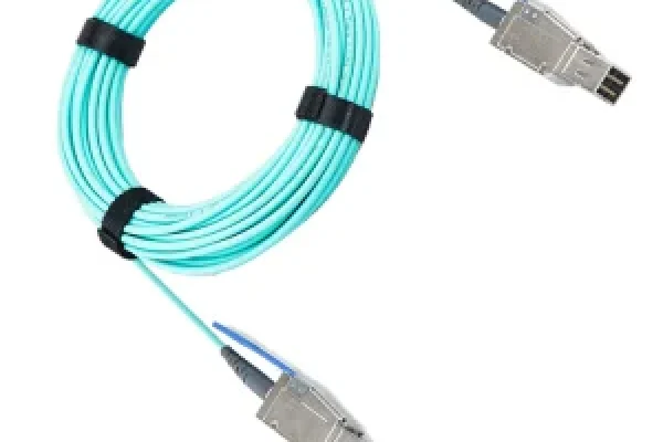 Warum SAS-Kabel für moderne Speichersysteme unverzichtbar sind?