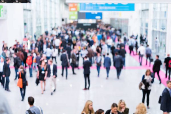 The Art of Engagement: Custom Trade Show Displays