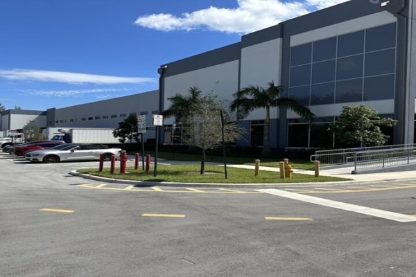Scaling Your Business: Why Partnering with a 3PL Warehouse in Miami is a Strategic Game-Changer