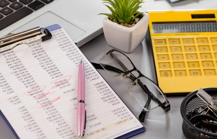 When Should Small Businesses Get Support with Annual Accounts?
