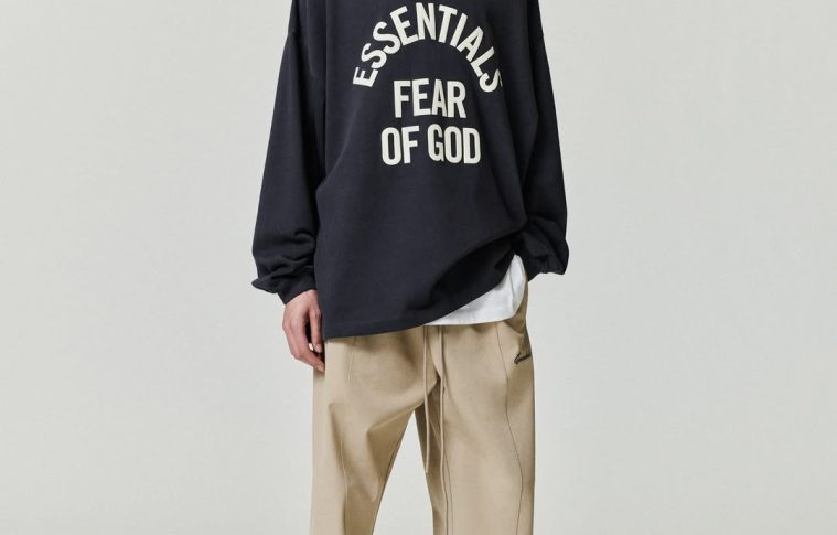 Essentials Clothing Guide for UK Streetwear in 2026