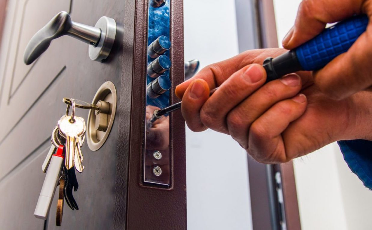 Locked Out in Dubai? How Emergency Locksmith Dubai Restore Access Quickly