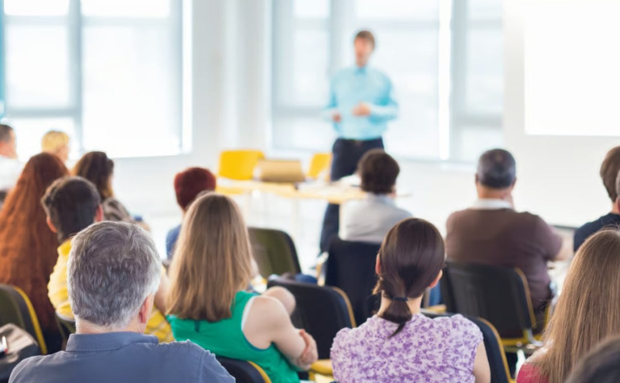 What Qualifications Are Mandatory for a Registered Manager of a Children's Home in England?