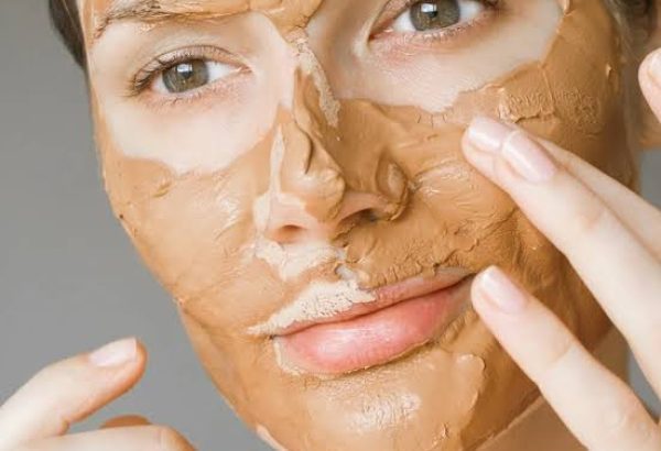 Can Dermamelan Peel Help Achieve Brighter Looking Skin?