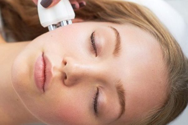 How Do Radiofrequency Treatments Support Youthful Skin?